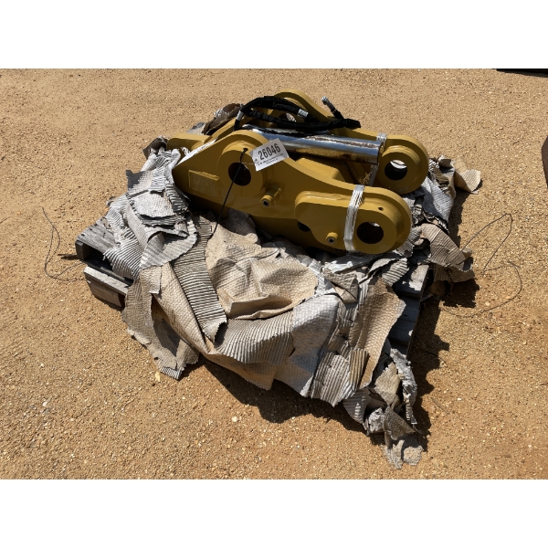 2019 CAT COUPLER
