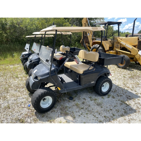 EZ GO FREEDOM TXT Golf Cart