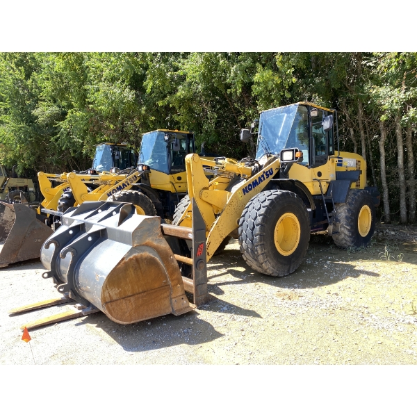 2014 KOMATSU WA270-7 Wheel Loader