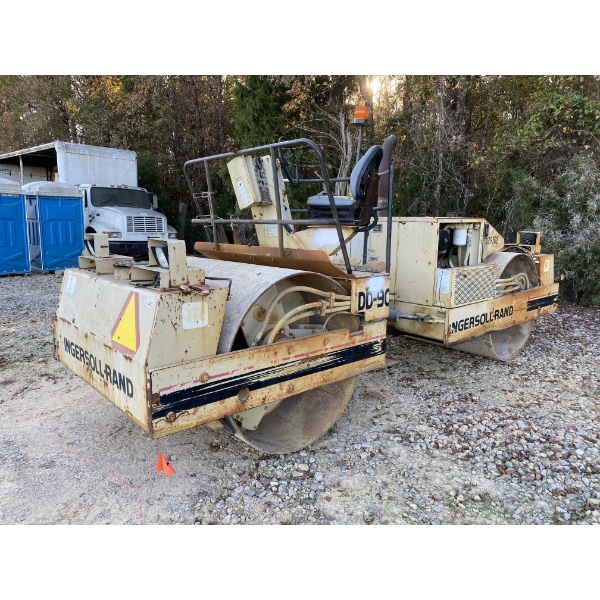 1992 INGERSOLL RAND DD90 Roller