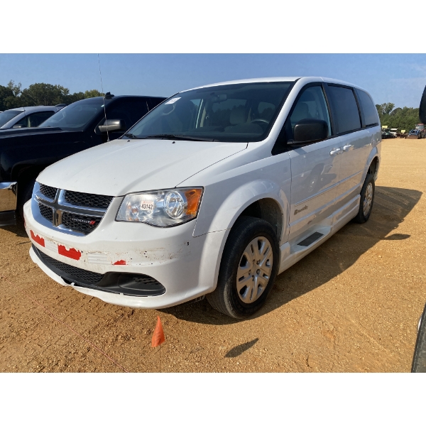 2014 DODGE GRAND CARAVAN Passenger Van