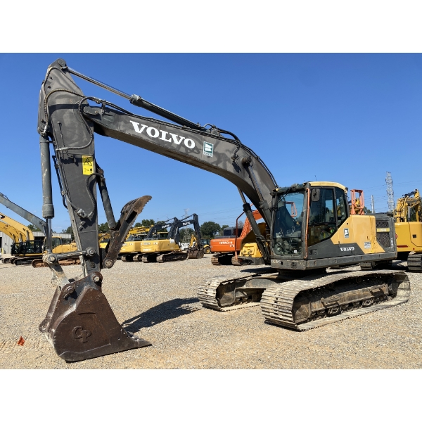 2016 VOLVO EC220EL Excavator