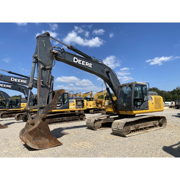 2018 JOHN DEERE 210G LC Excavator