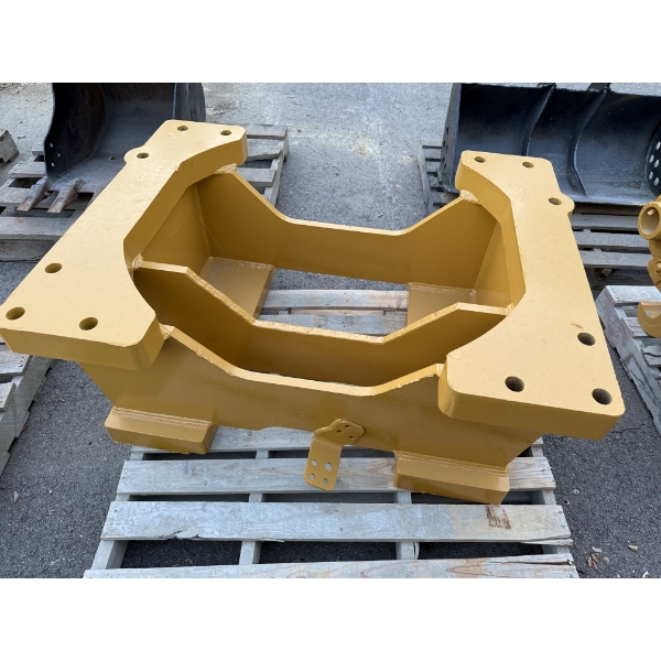 MOUNTING BRACKET Loader Attachments