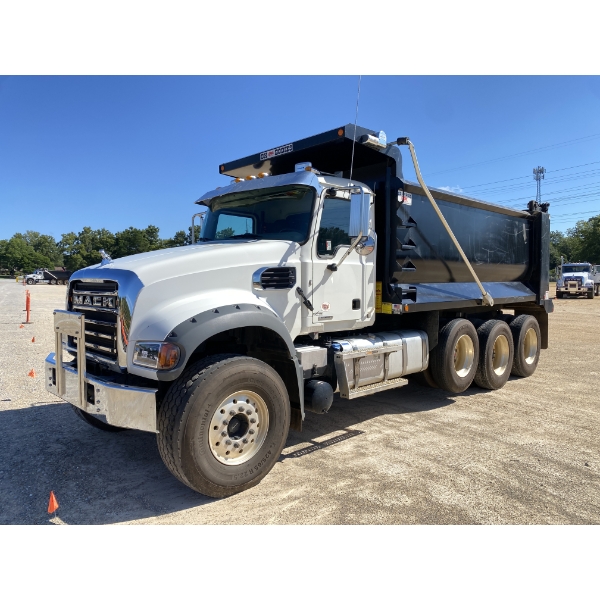 2026 MACK GR64F Dump Truck