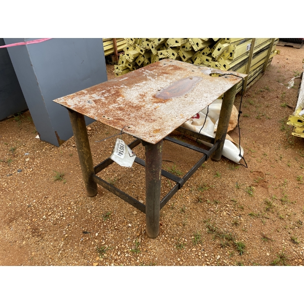STEEL WORK TABLE, 48' WX30"L