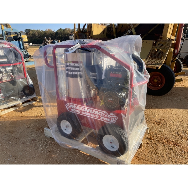 2025 MAGNUM 4000 SERIES HOT WATER Pressure Washer