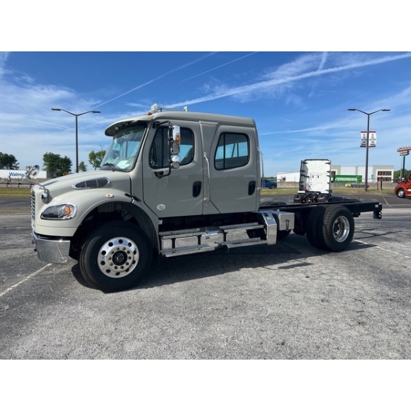 2024 FREIGHTLINER M2 Cab and Chassis Truck