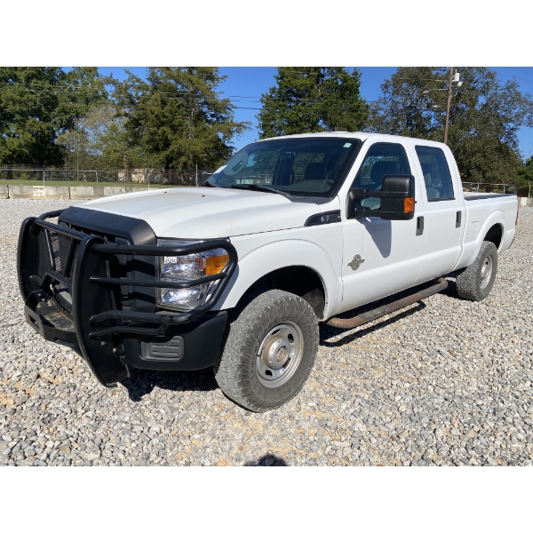 2013 FORD F250 XL Pickup Truck