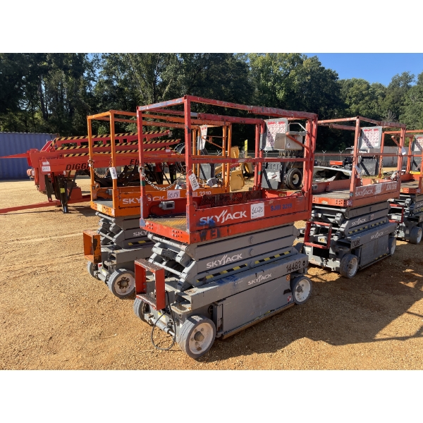 SKYJACK SJ3219 Scissor Lift