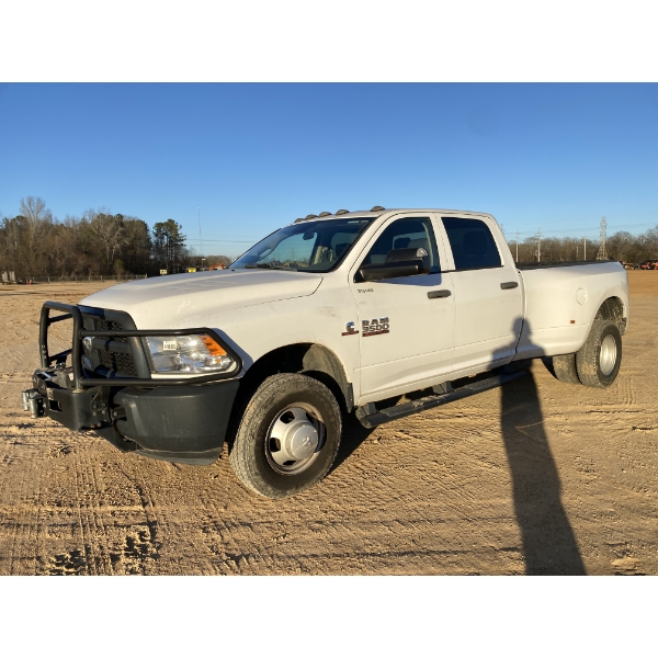 2016 RAM 3500 HEAVY DUTY Pickup Truck