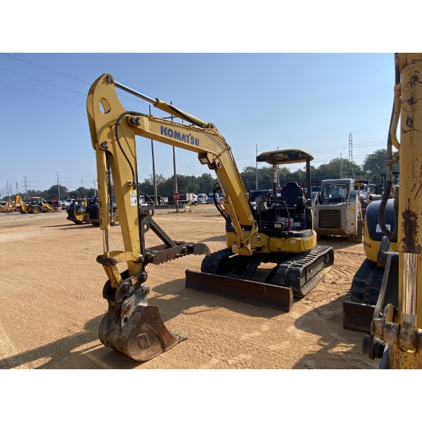 2017 KOMATSU PC55MR-5 Excavator - Mini