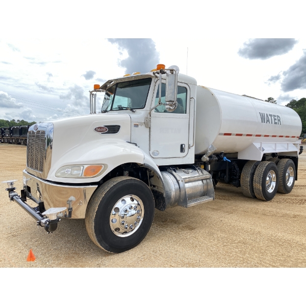 2012 PETERBILT 348 Water Truck