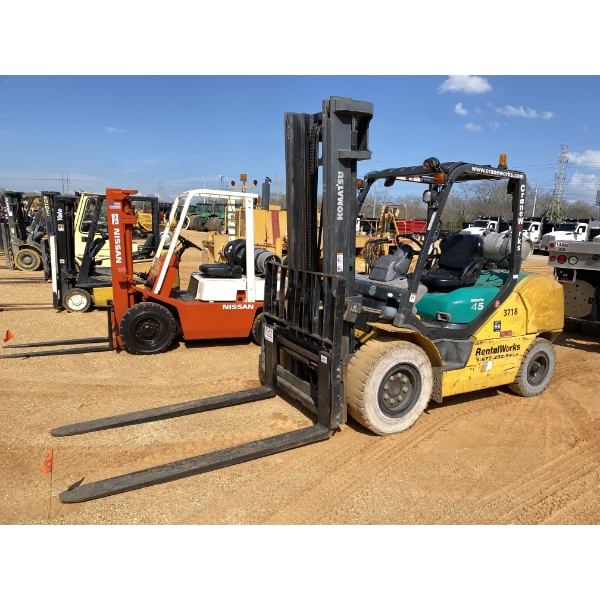 2013 KOMATSU FG45TU-10 Forklift - Mast
