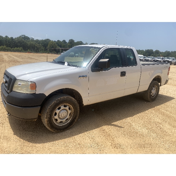 2008 FORD F150 XL Pickup Truck