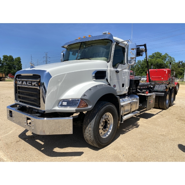 2026 MACK GR64B Roll Off Truck