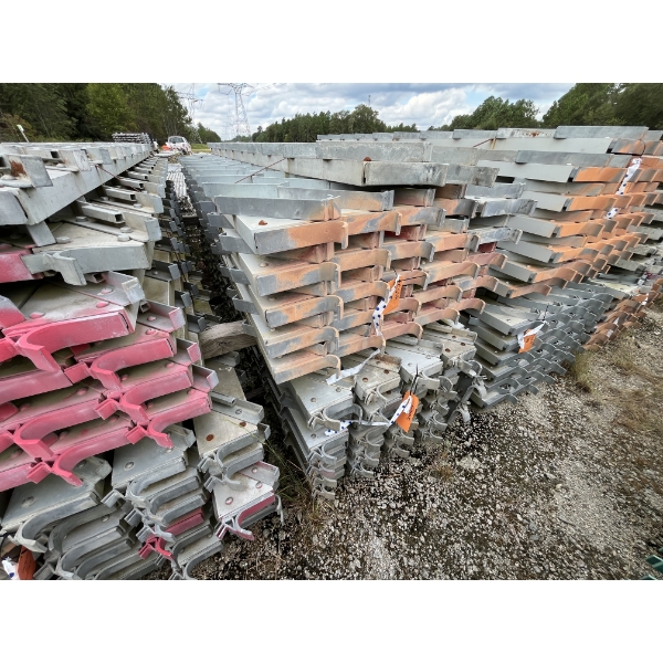 CUP LOCK 8' STAIR STRINGER - RIGHT Aerial Work Platform