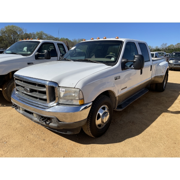 2002 FORD F350 Pickup Truck