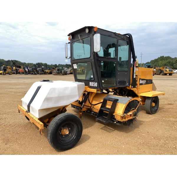 2019 ROSCO RB50 Broom