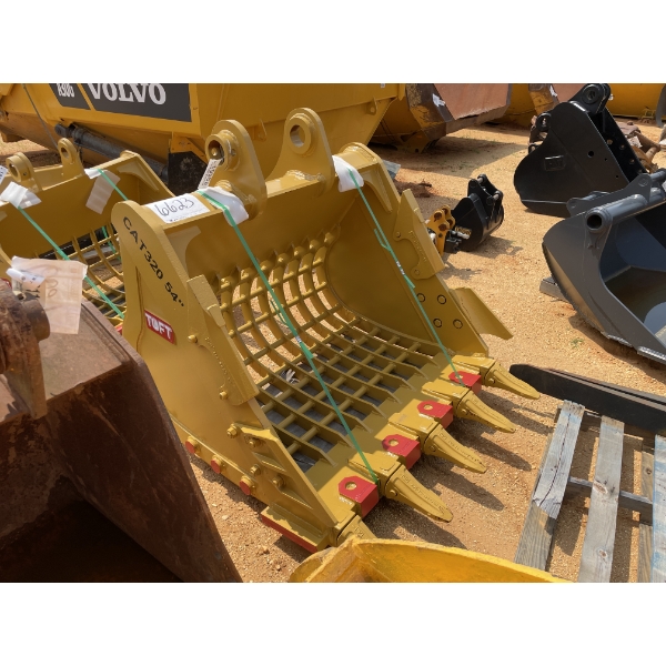2025 TOFT CAT320 SCREENING BUCKET