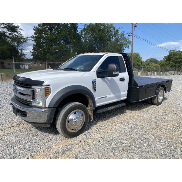 2018 FORD F550 XLT Flatbed Truck