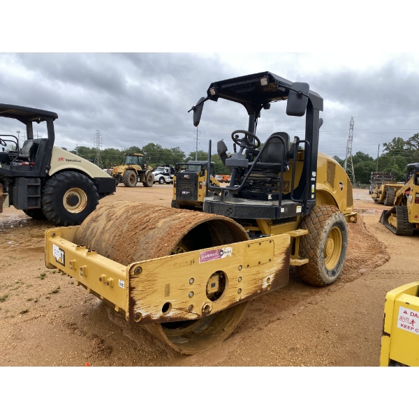 2020 CAT CS44 Roller