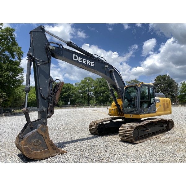 2017 JOHN DEERE 210G LC Excavator