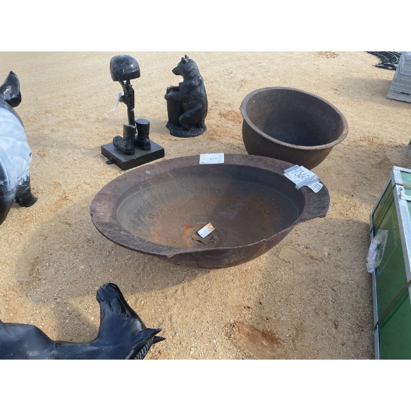 CAST IRON KETTLE, APPROX 60 GALLON (CRACKED AND DAMAGED)