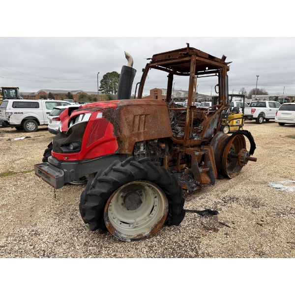2020 MASSEY FERGUSON 7715S Farm Tractor