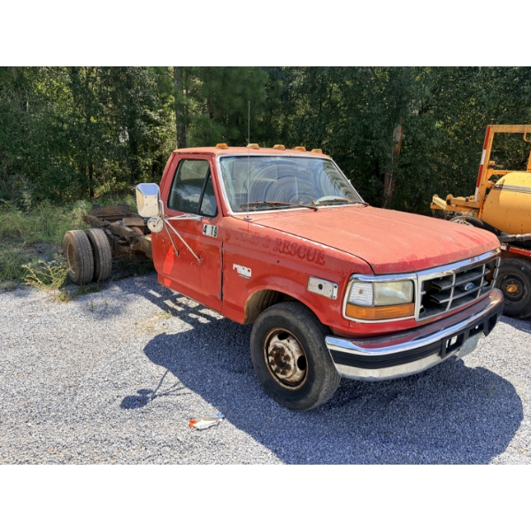 1997 FORD F350 XL Pickup Truck