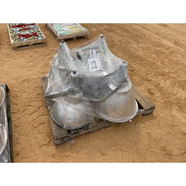 WAREHOUSE LIGHT FIXTURES