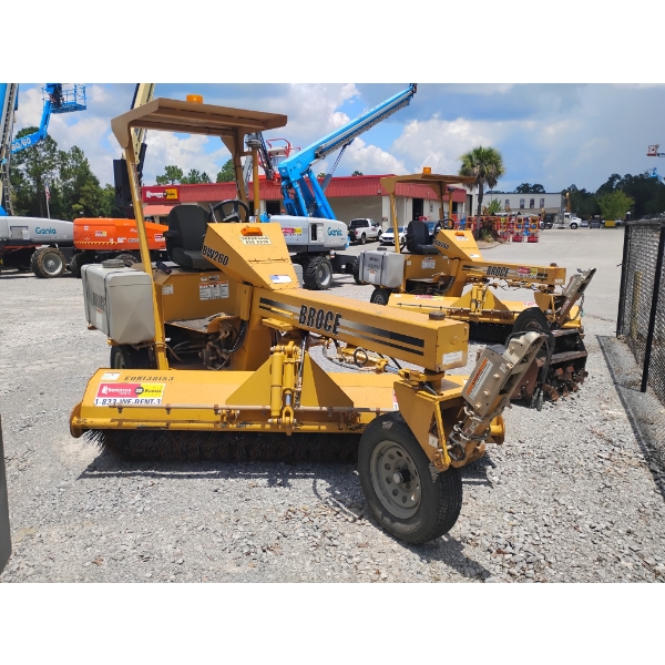 2022 BROCE BW260 Broom