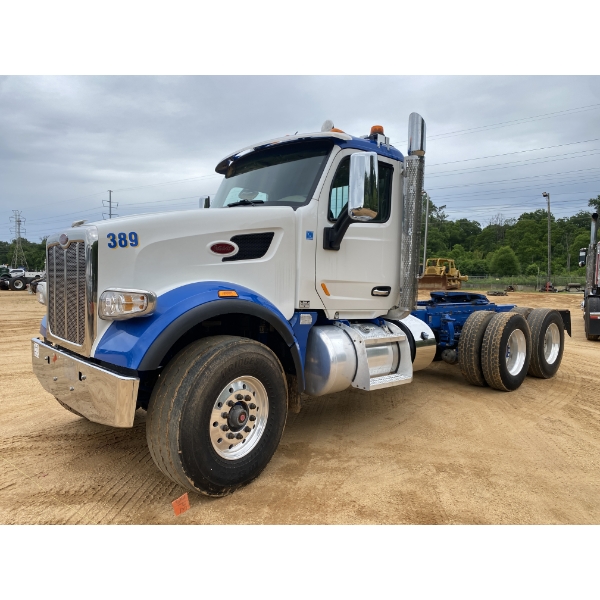 2021 PETERBILT 567 Day Cab Truck