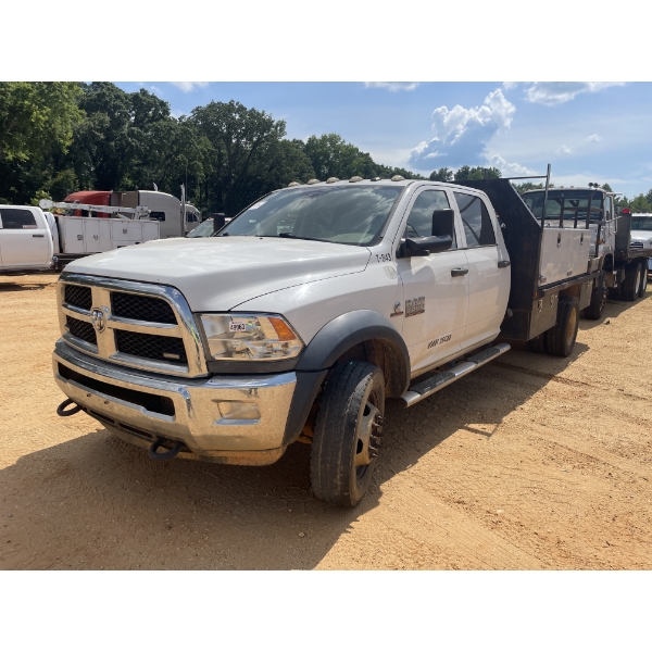 2017 RAM 5500 HD Flatbed Truck