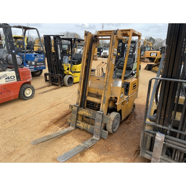 KOMATSU FG10S-1 Forklift - Mast