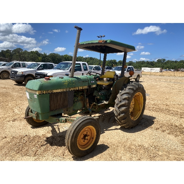 JOHN DEERE 2155 Farm Tractor