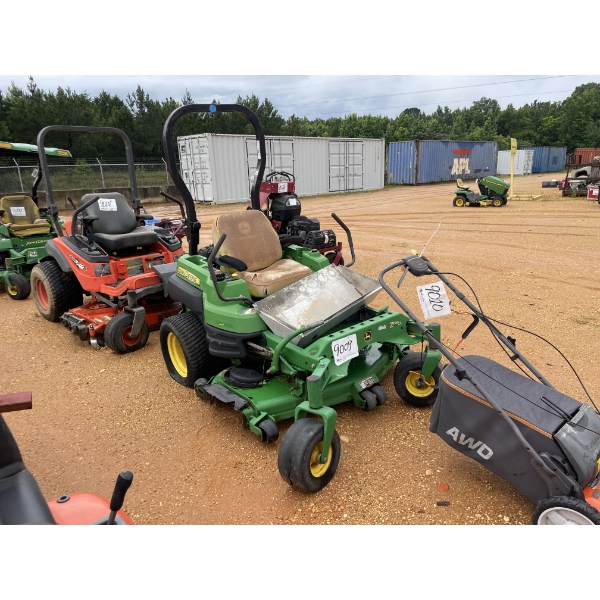 JOHN DEERE  Lawn Mower