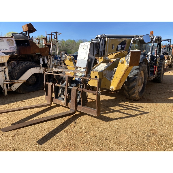 2016 CAT TL943D Forklift - Telehandler