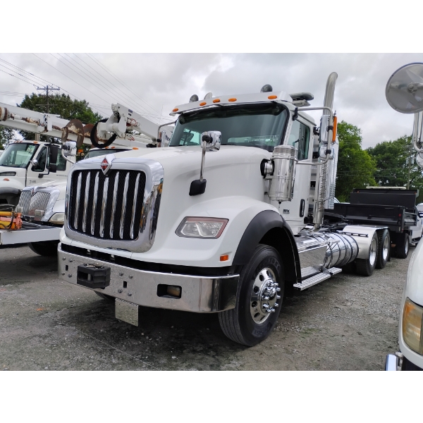 2018 INTERNATIONAL HX620 Day Cab Truck
