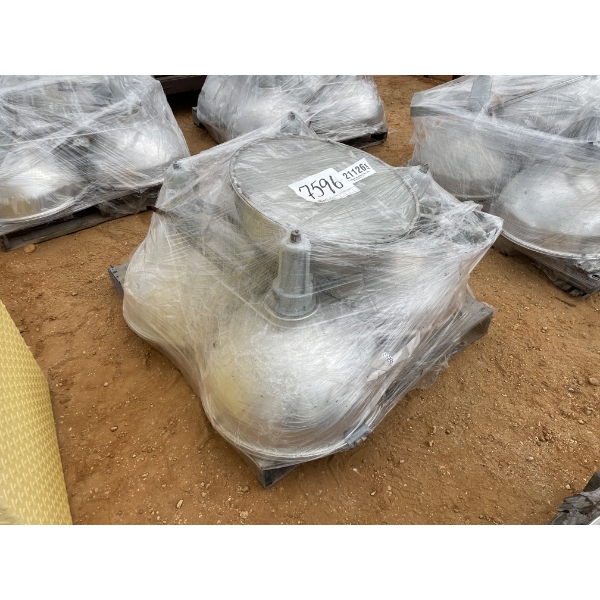 WAREHOUSE LIGHT FIXTURES