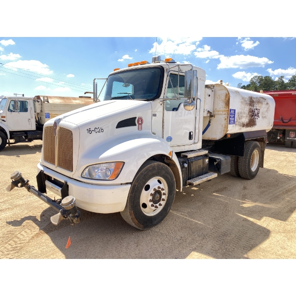 2016 KENWORTH T270 Water Truck