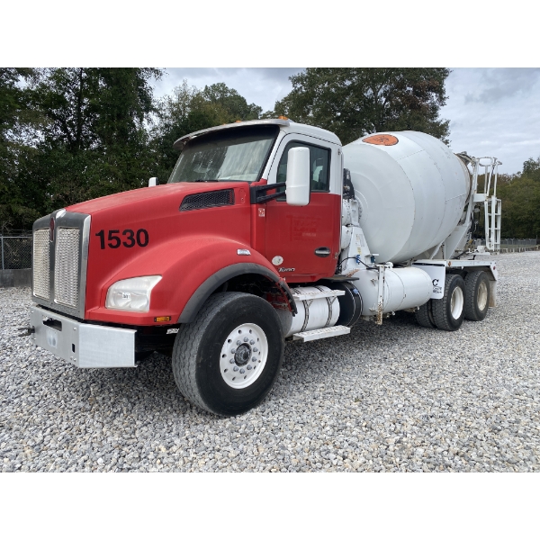 2016 KENWORTH T880 Concrete Mixer / Pump Truck