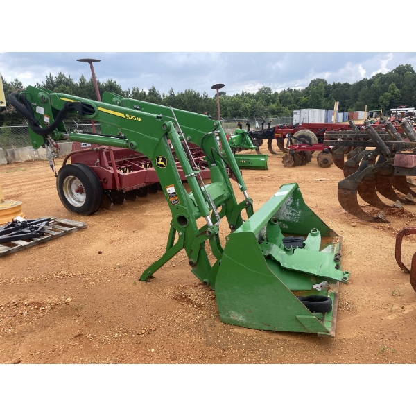 2017 JOHN DEERE 520M FRONT Loader Attachments