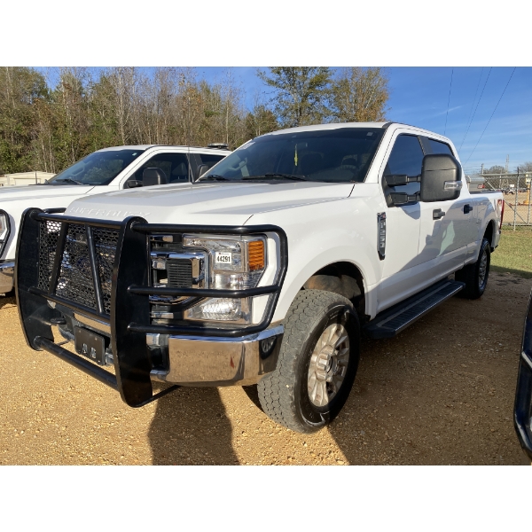 2022 FORD F250 STX Pickup Truck