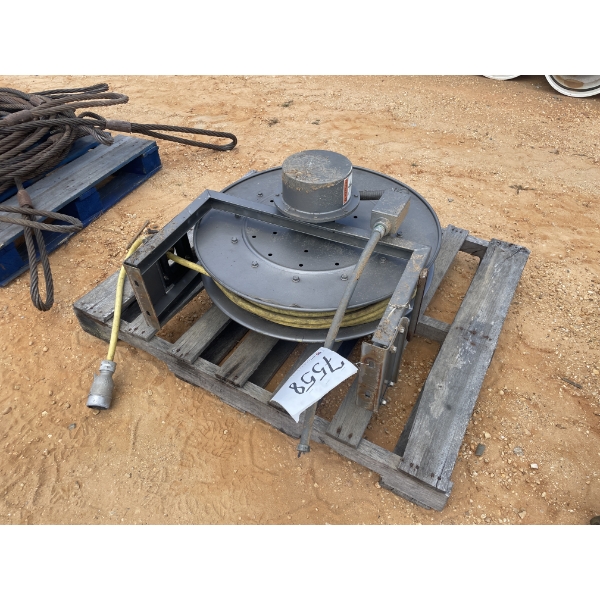 ELECTRICAL CORD REEL