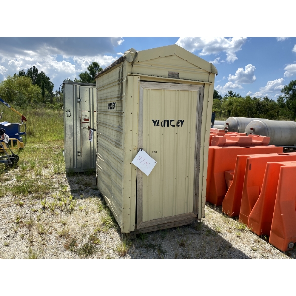 HANDI-HOUSE 6' X 4' PORTABLE BUILDING