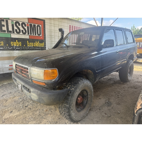 1996 TOYOTA LAND CRUISER SUV