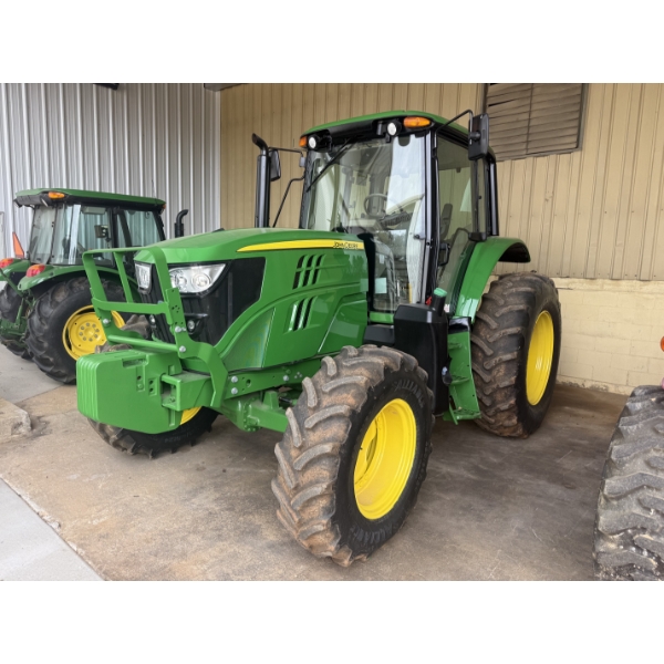2018 JOHN DEERE 6130M Farm Tractor