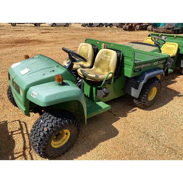 JOHN DEERE GATOR TS UTV