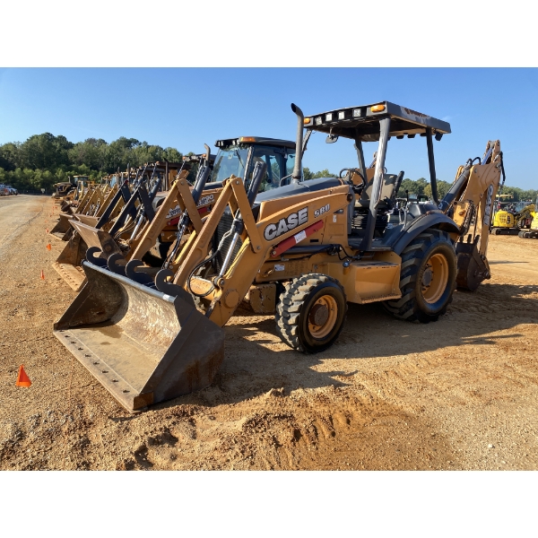 2020 CASE 580N Backhoe
